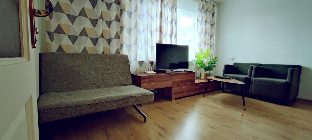 Akropole Apartment In รีกา ภายนอก รูปภาพ
